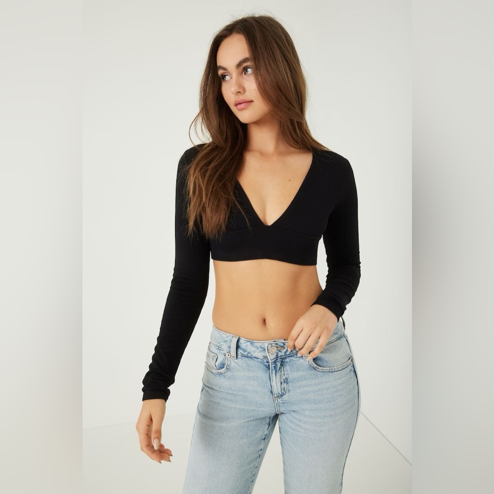 2 Garage Scarlett Seamless Deep Plunge Long Sleeve Tees bundle
